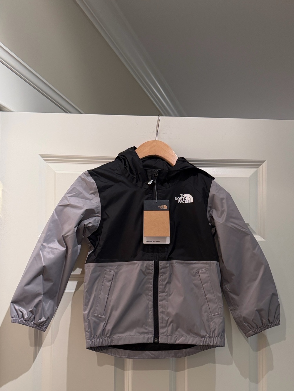 THE NORTH FACE toddler Finish Line Kids Rain Jacket